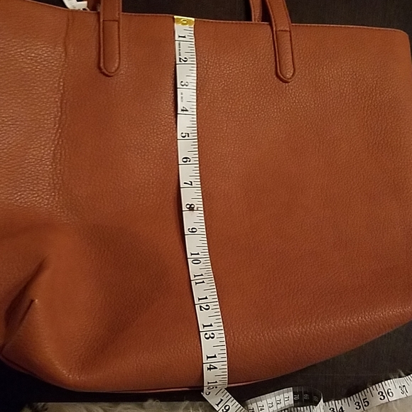 SALE 1 left!Vegan leather oversized tote - Picture 7 of 8